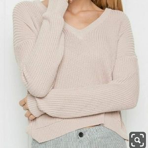 Brandy Melville Knit V neck sweater Blush